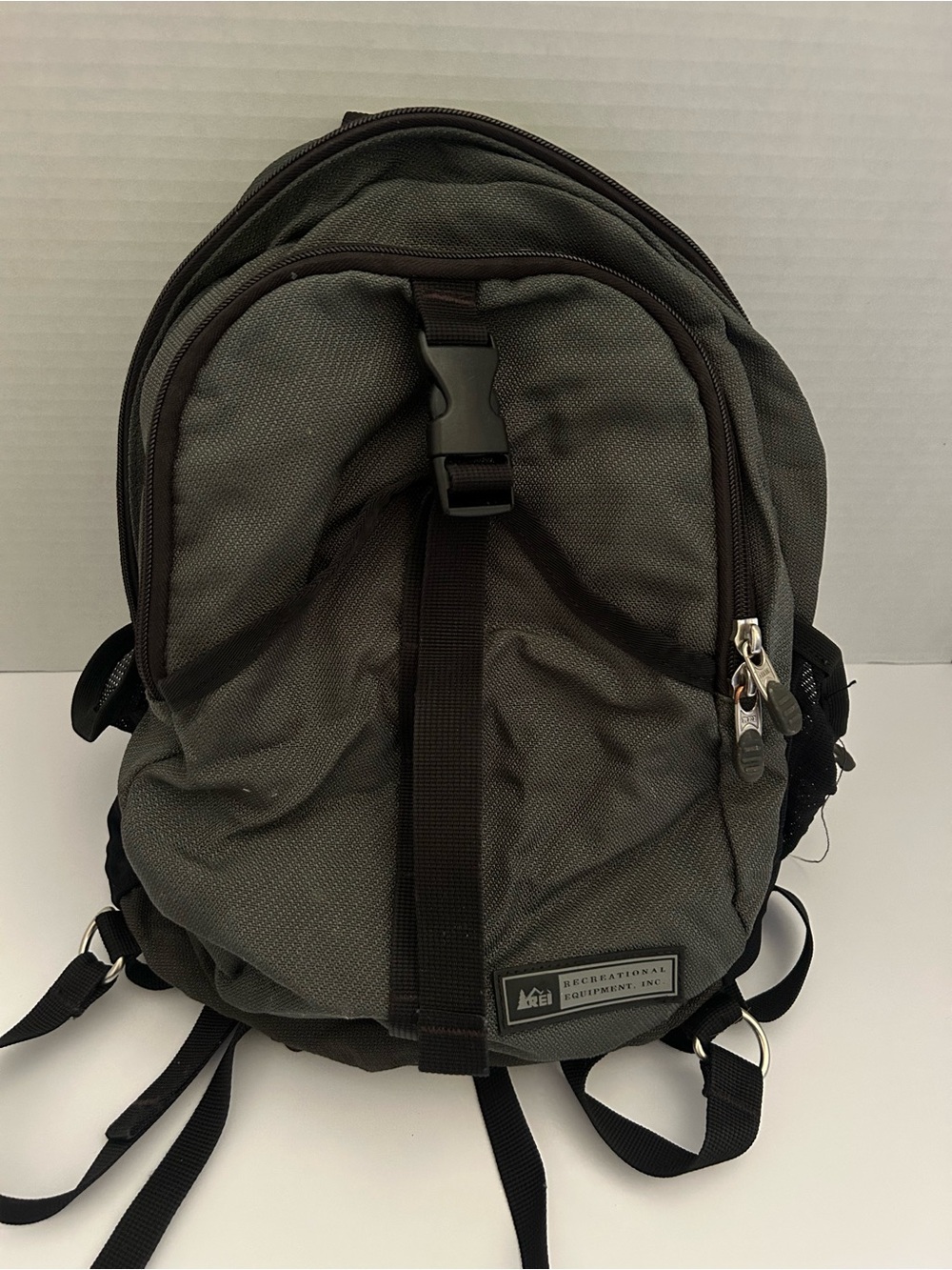 Rei Backpack Black Gray Multi Pocket Hiking Camping Outdoor Travel  Good pre own